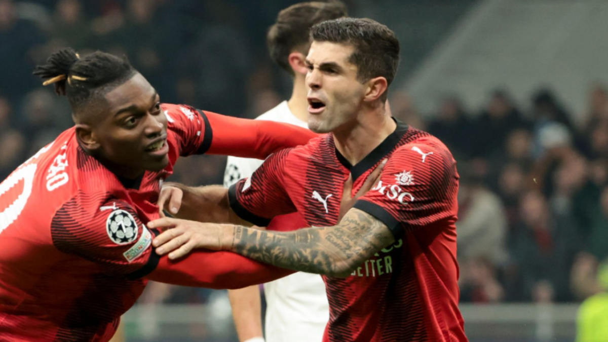 RAFAEL LEAO E CRISTIAN PULISIC